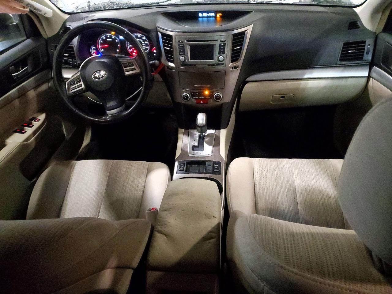 2014 SUBARU Outback