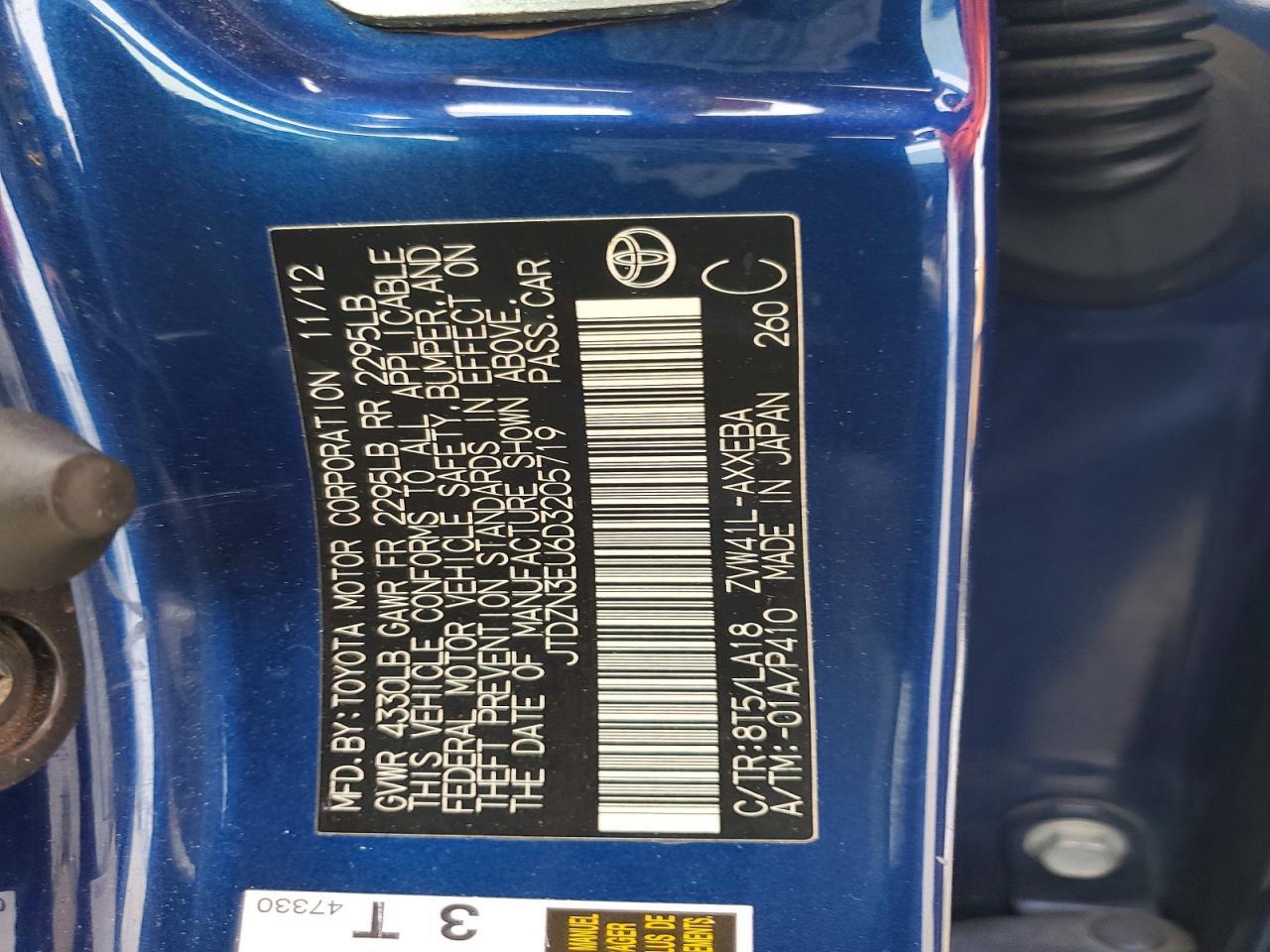 2013 TOYOTA PRIUS V