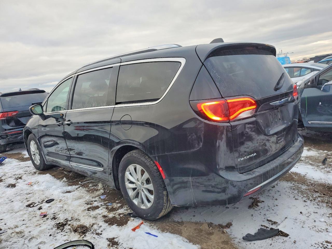 2019 CHRYSLER Pacifica