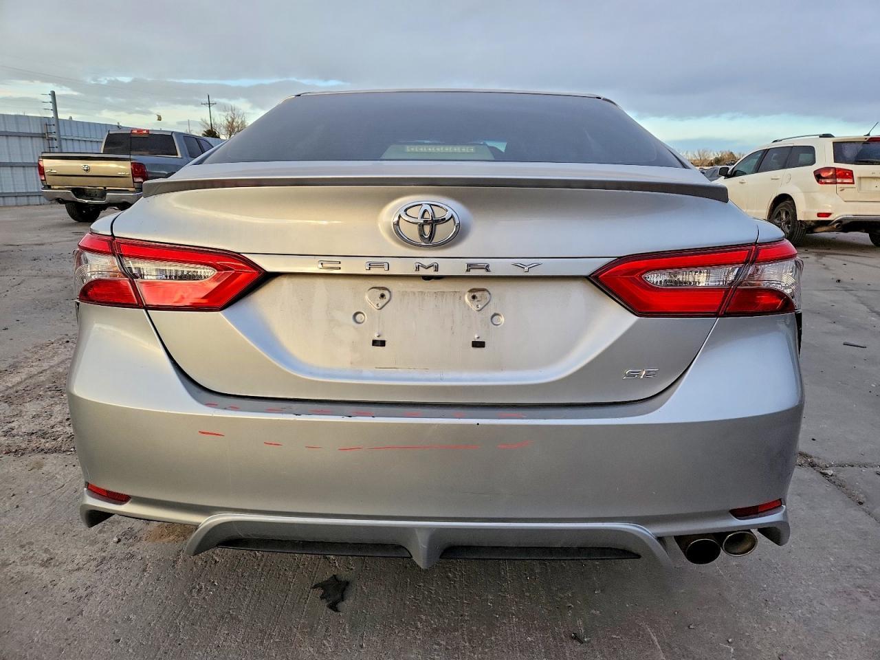 2018 TOYOTA CAMRY