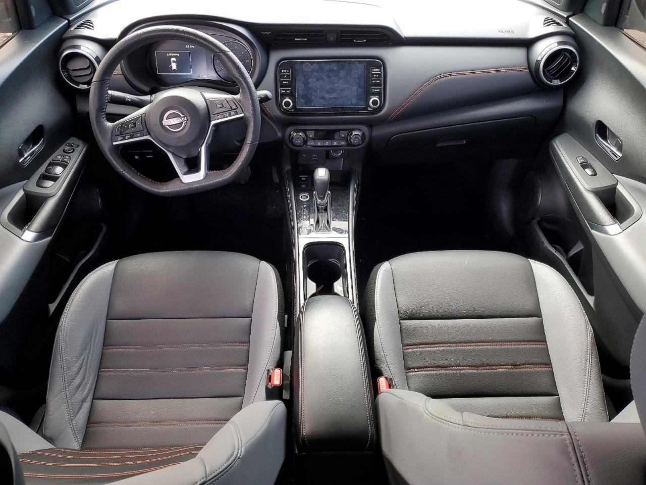 2023 NISSAN KICKS