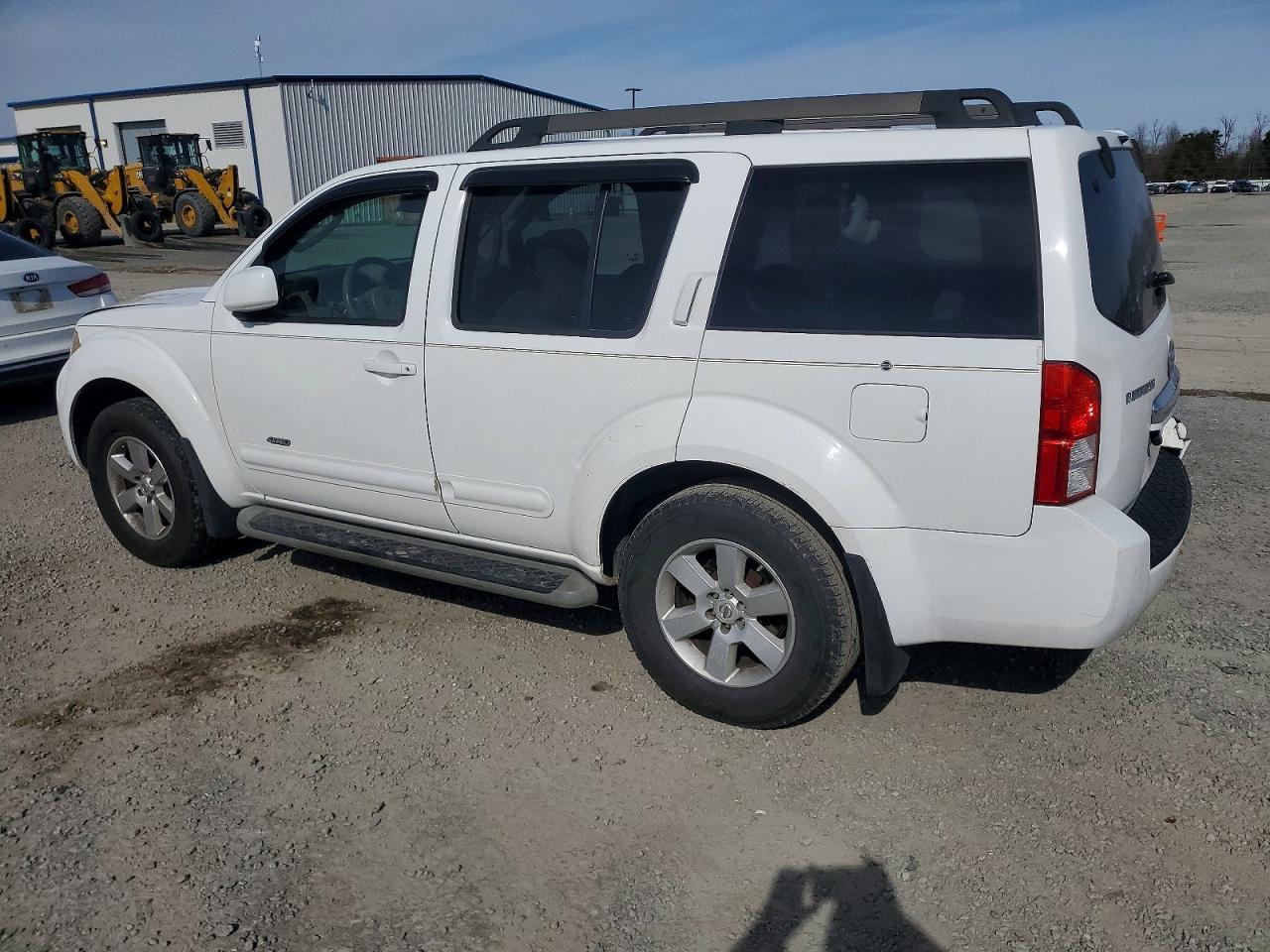 2012 NISSAN PATHFINDER
