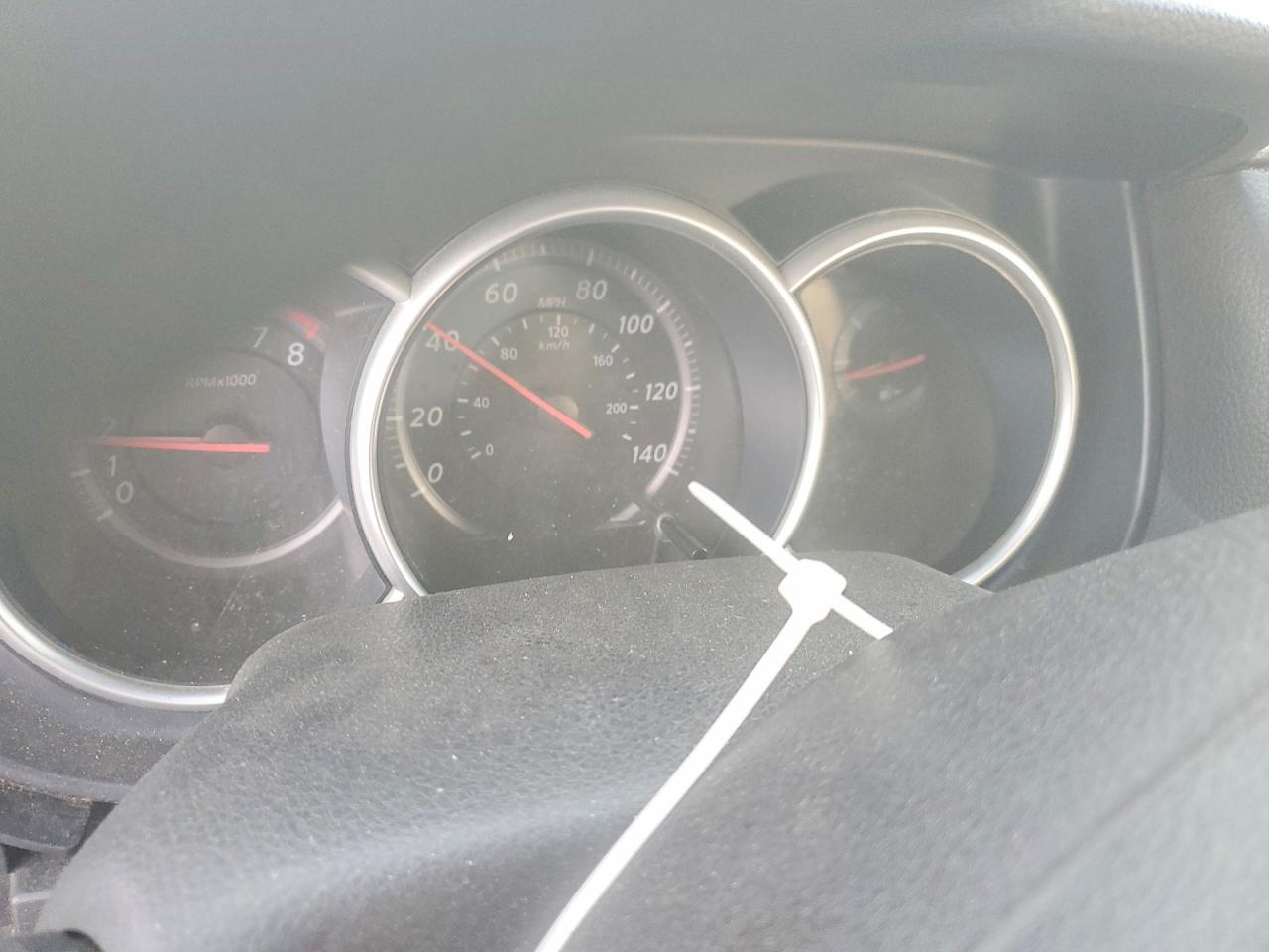 2011 NISSAN VERSA