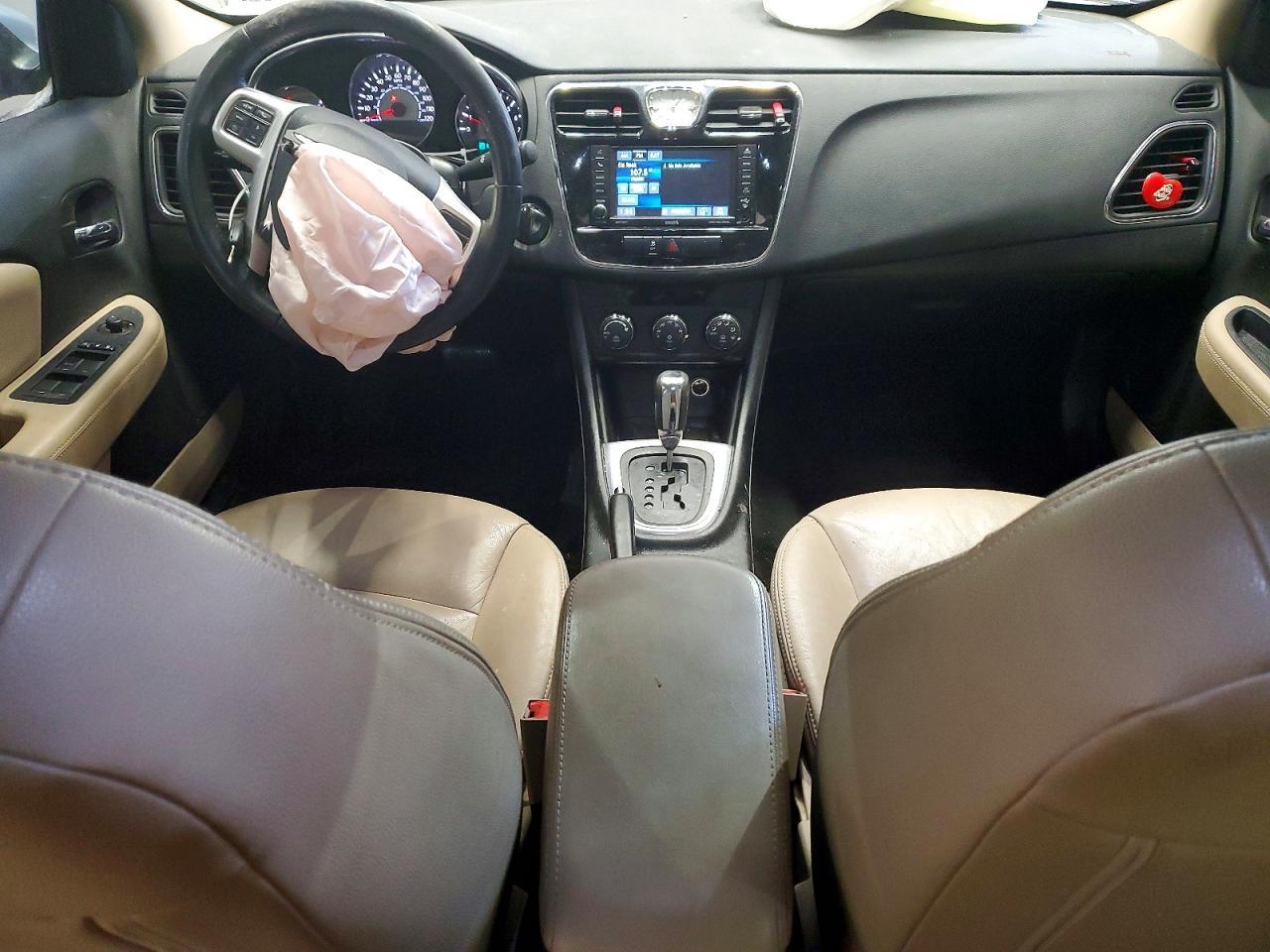 2013 CHRYSLER 200