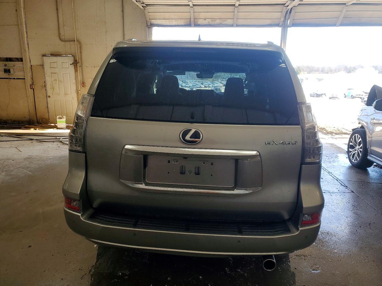 2023 LEXUS GX 460