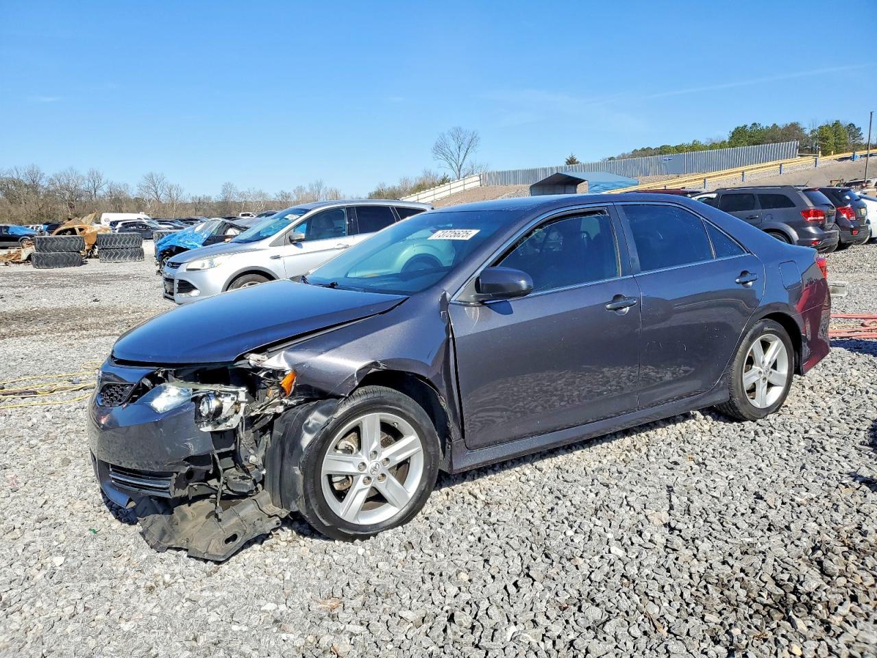 2014 TOYOTA CAMRY