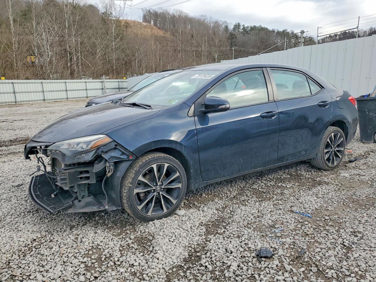 2017 TOYOTA COROLLA