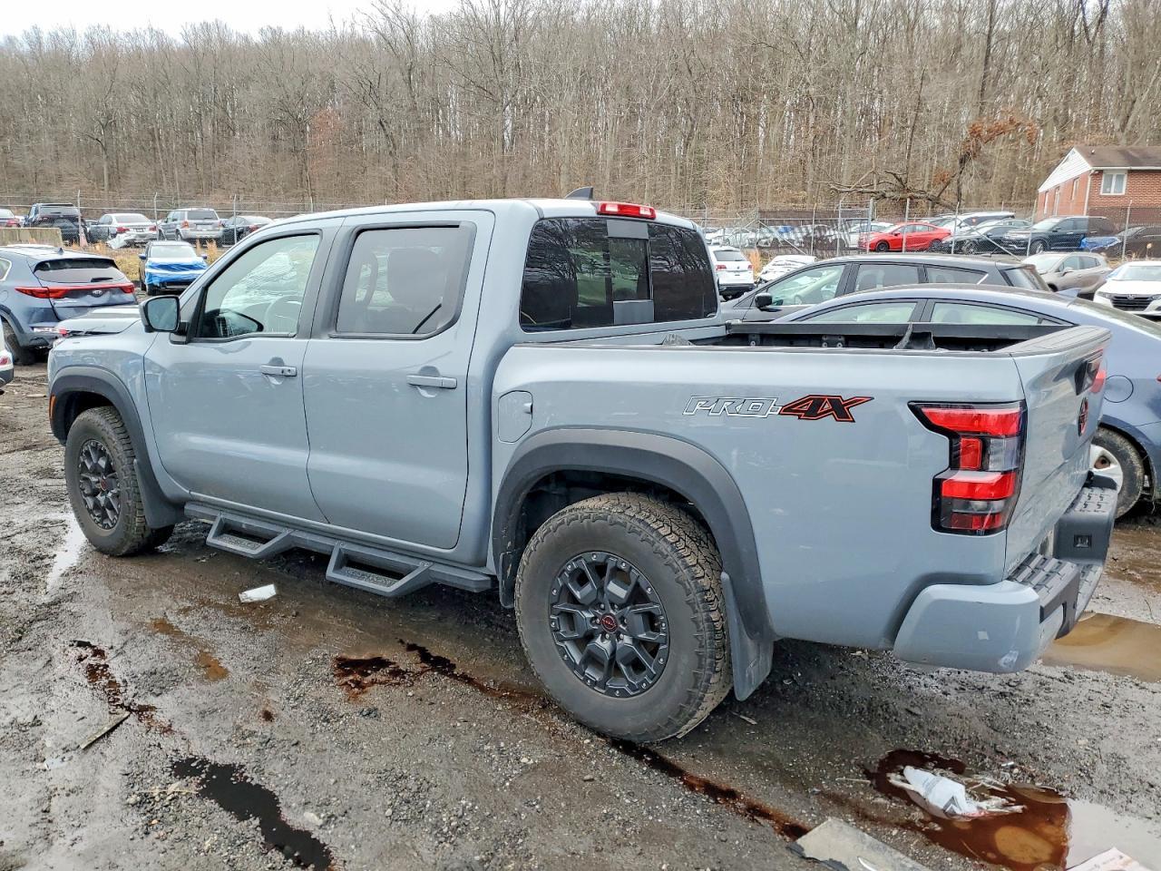 2023 NISSAN Frontier