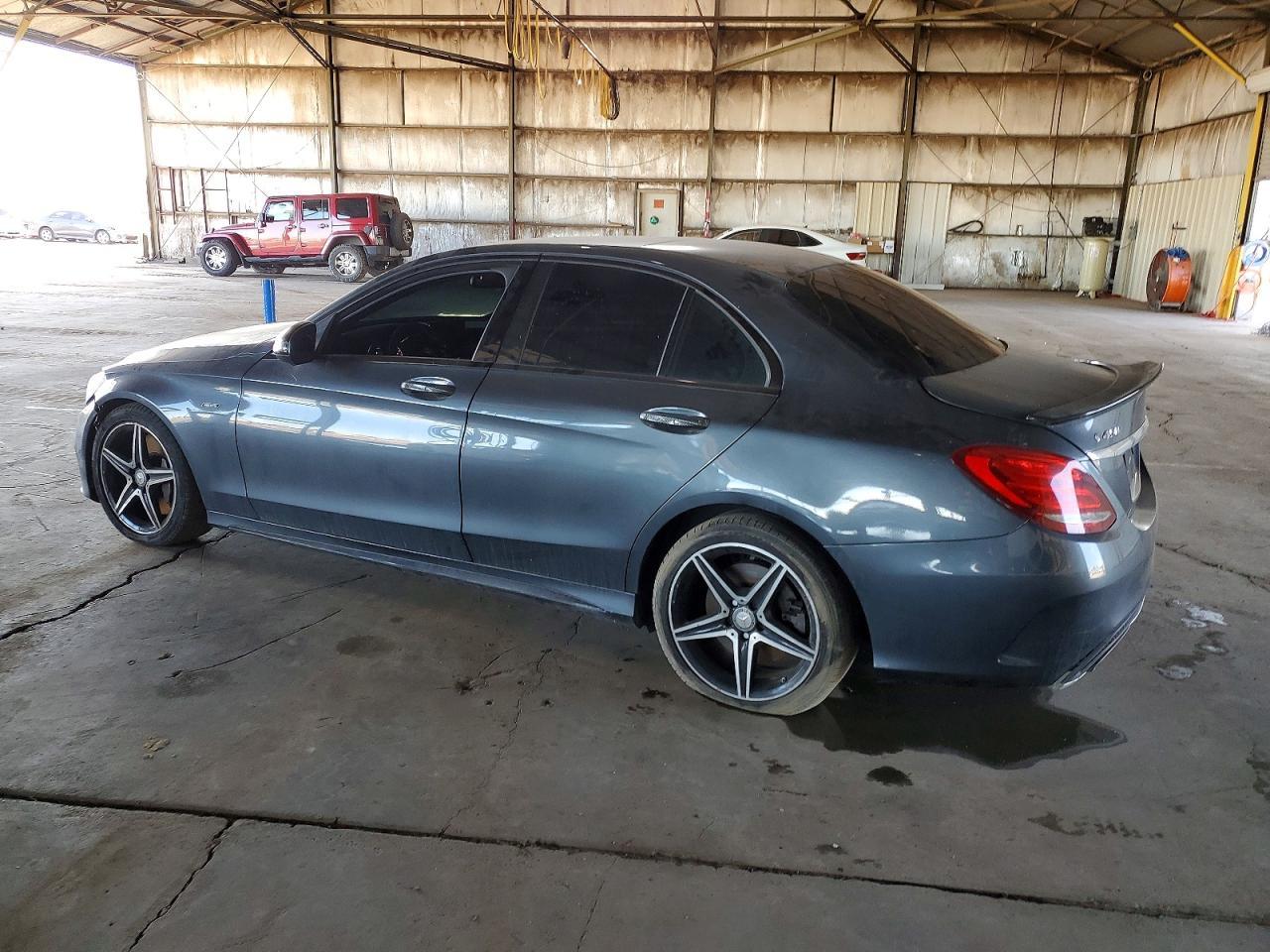 2016 MERCEDES-BENZ C-CLASS