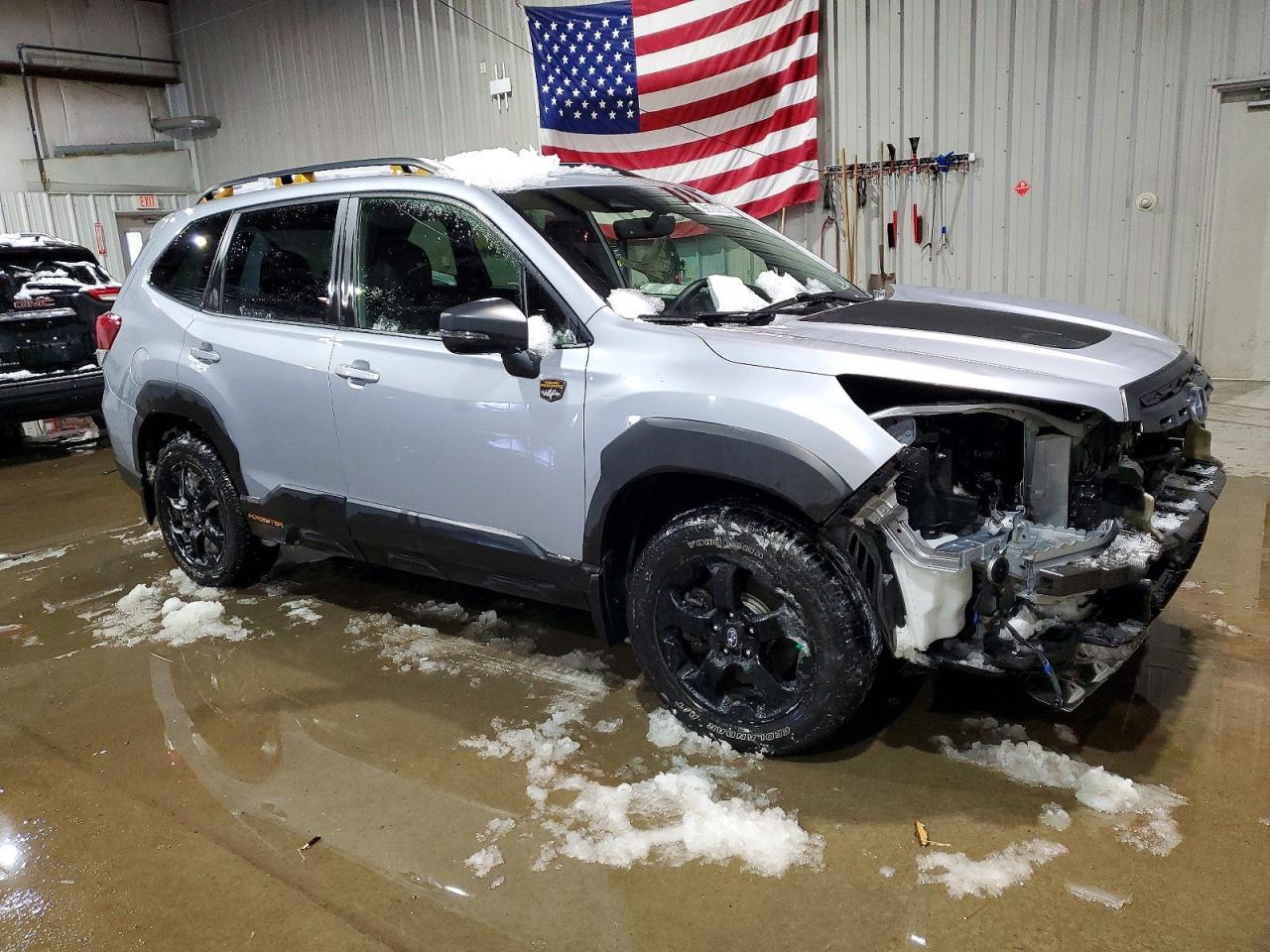 2022 SUBARU FORESTER