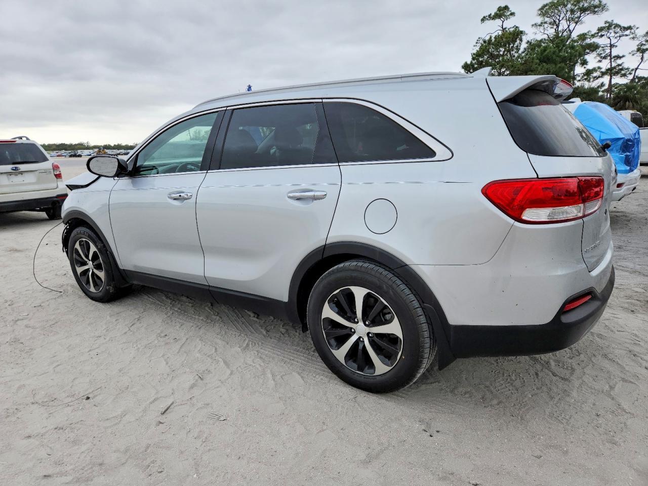 2016 KIA SORENTO