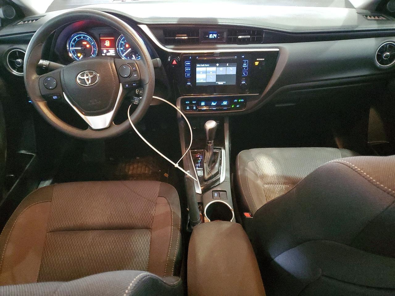 2017 TOYOTA COROLLA