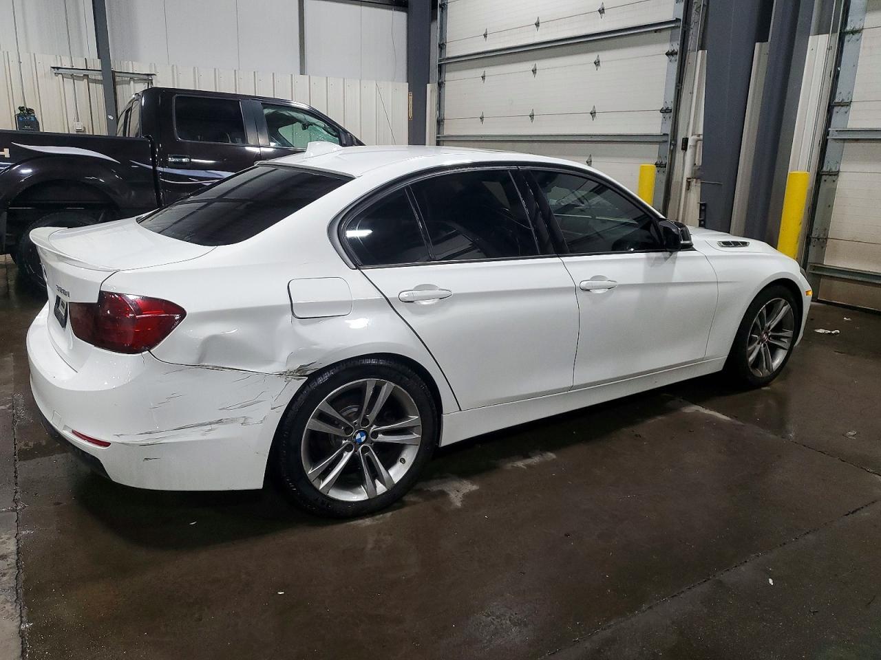 2013 BMW 3 SERIES
