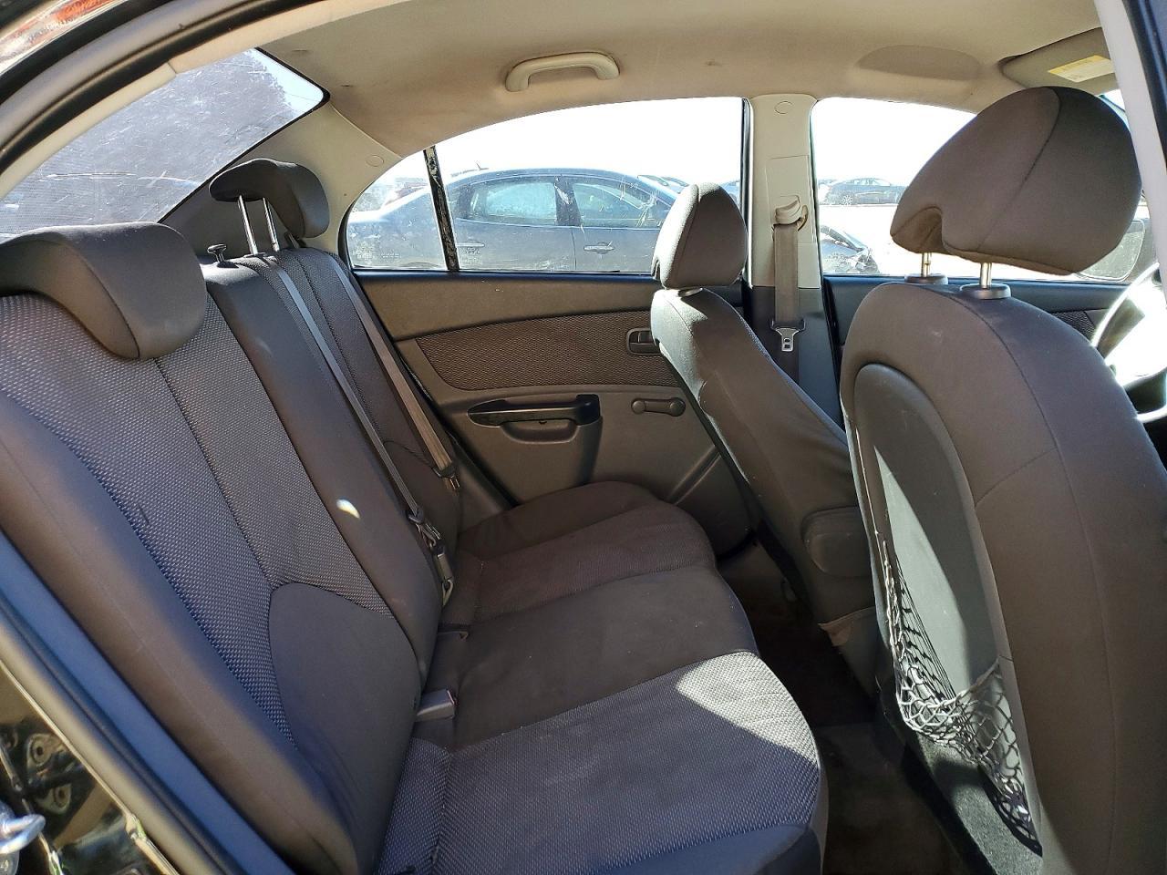 2011 KIA RIO