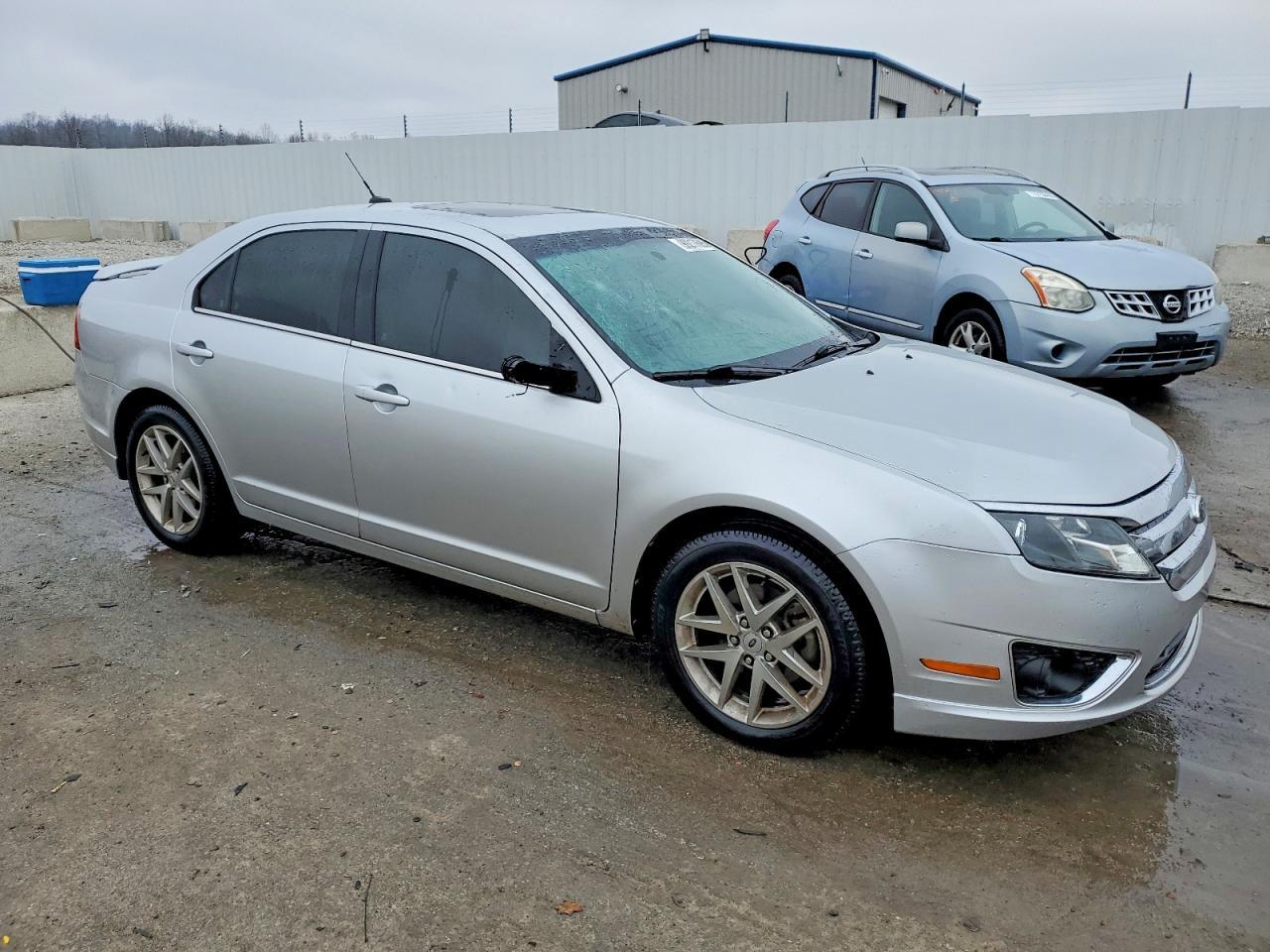 2011 FORD FUSION