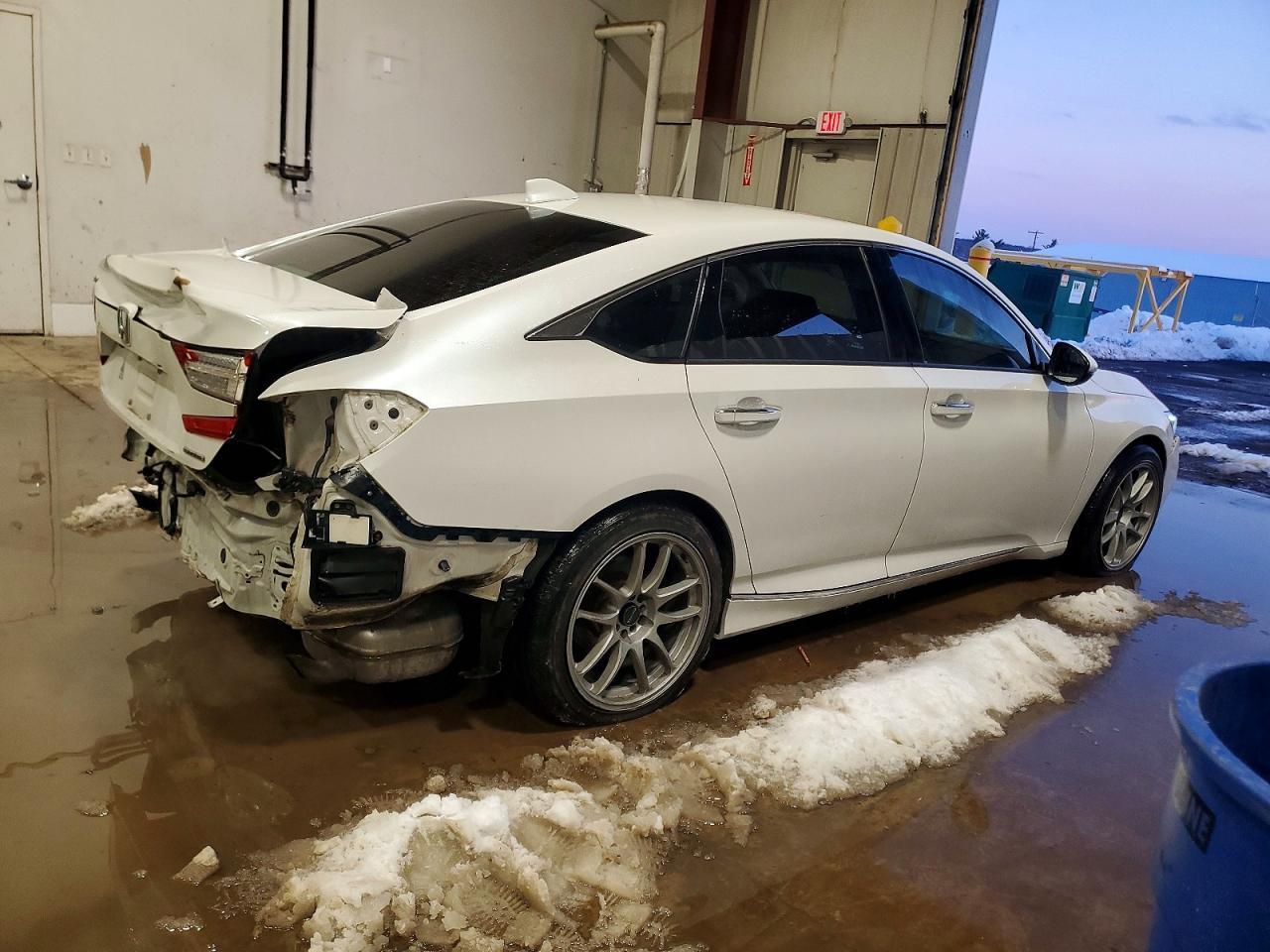 2018 HONDA ACCORD