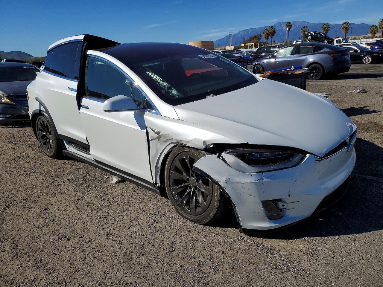 2018 TESLA MODEL X