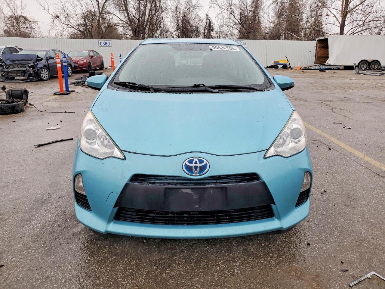 2014 TOYOTA Prius c
