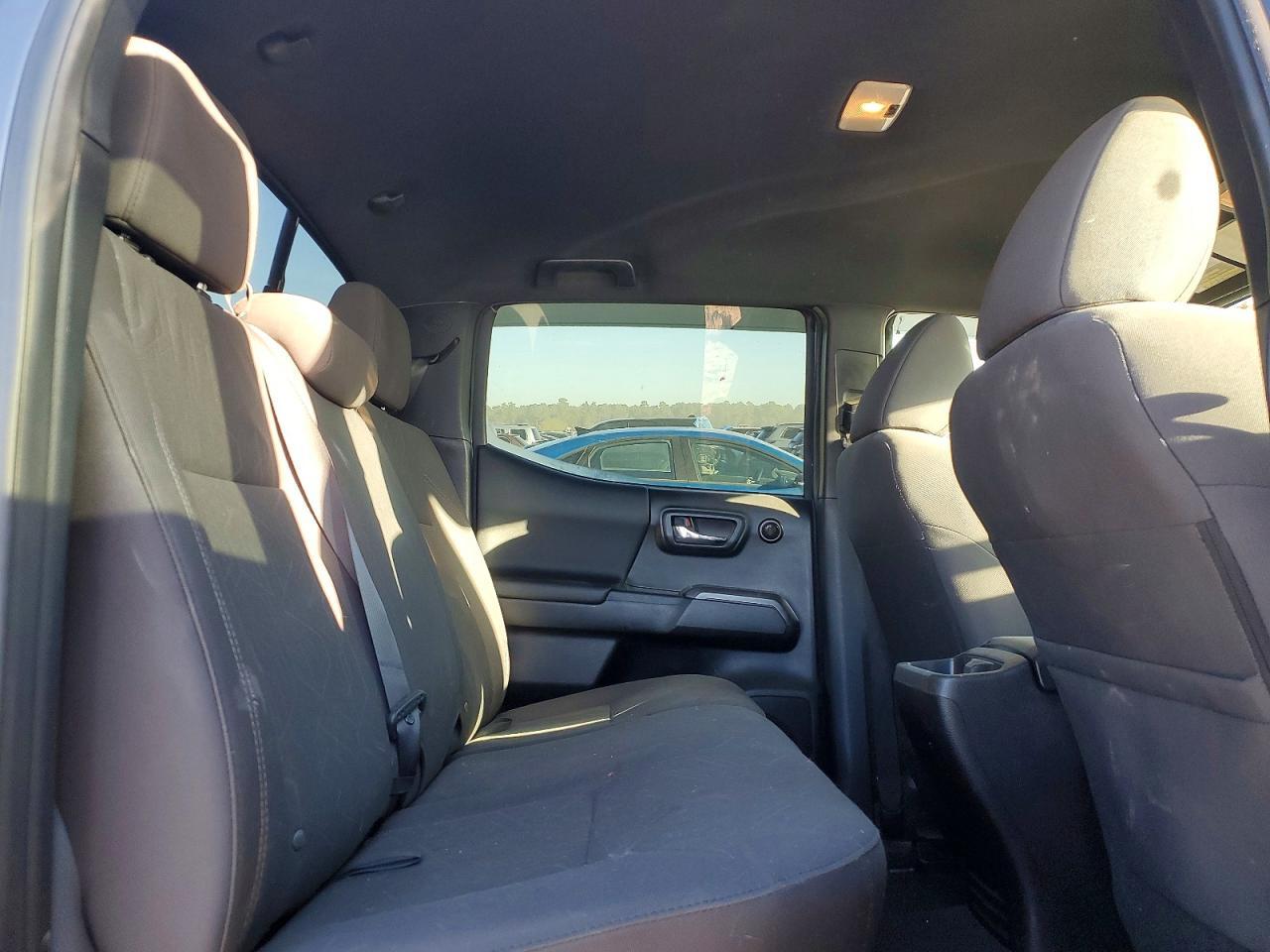2016 TOYOTA TACOMA