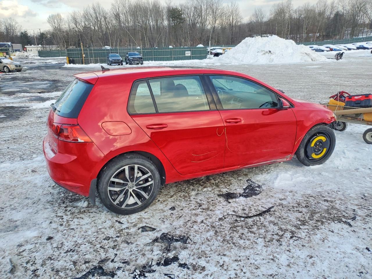 2015 VOLKSWAGEN GOLF
