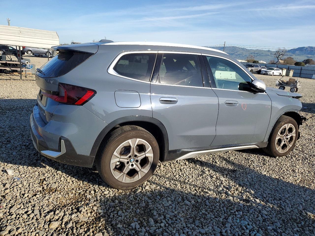 2024 BMW X1