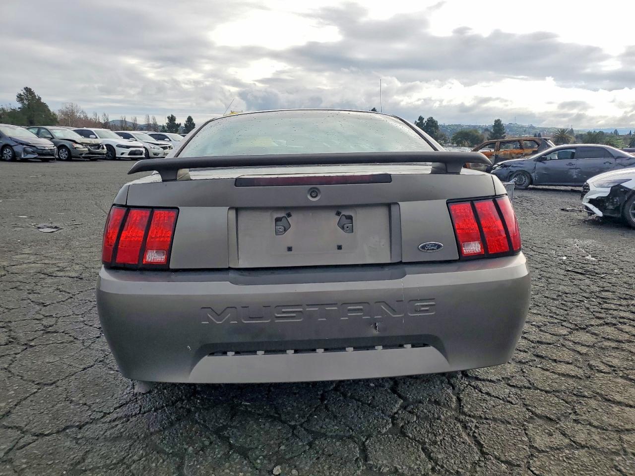 2002 FORD MUSTANG