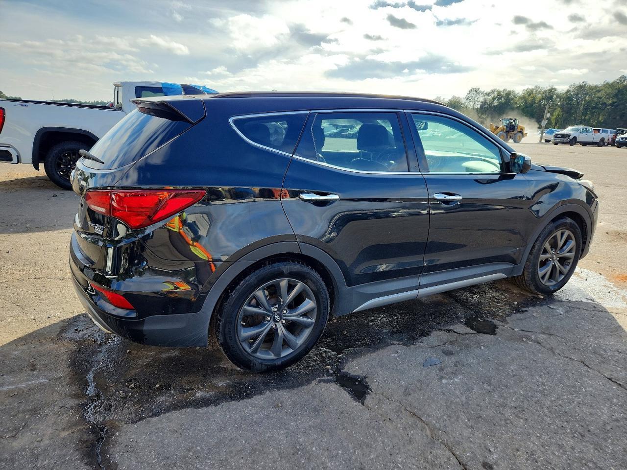 2017 HYUNDAI SANTA FE