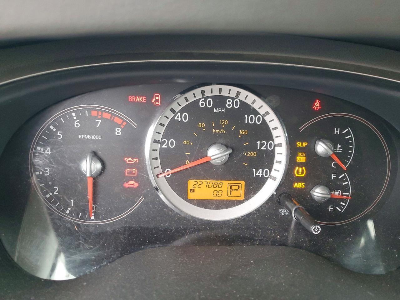 2008 NISSAN Quest