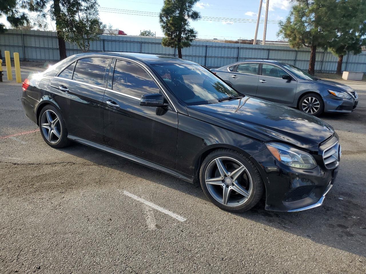 2014 MERCEDES-BENZ E-Class