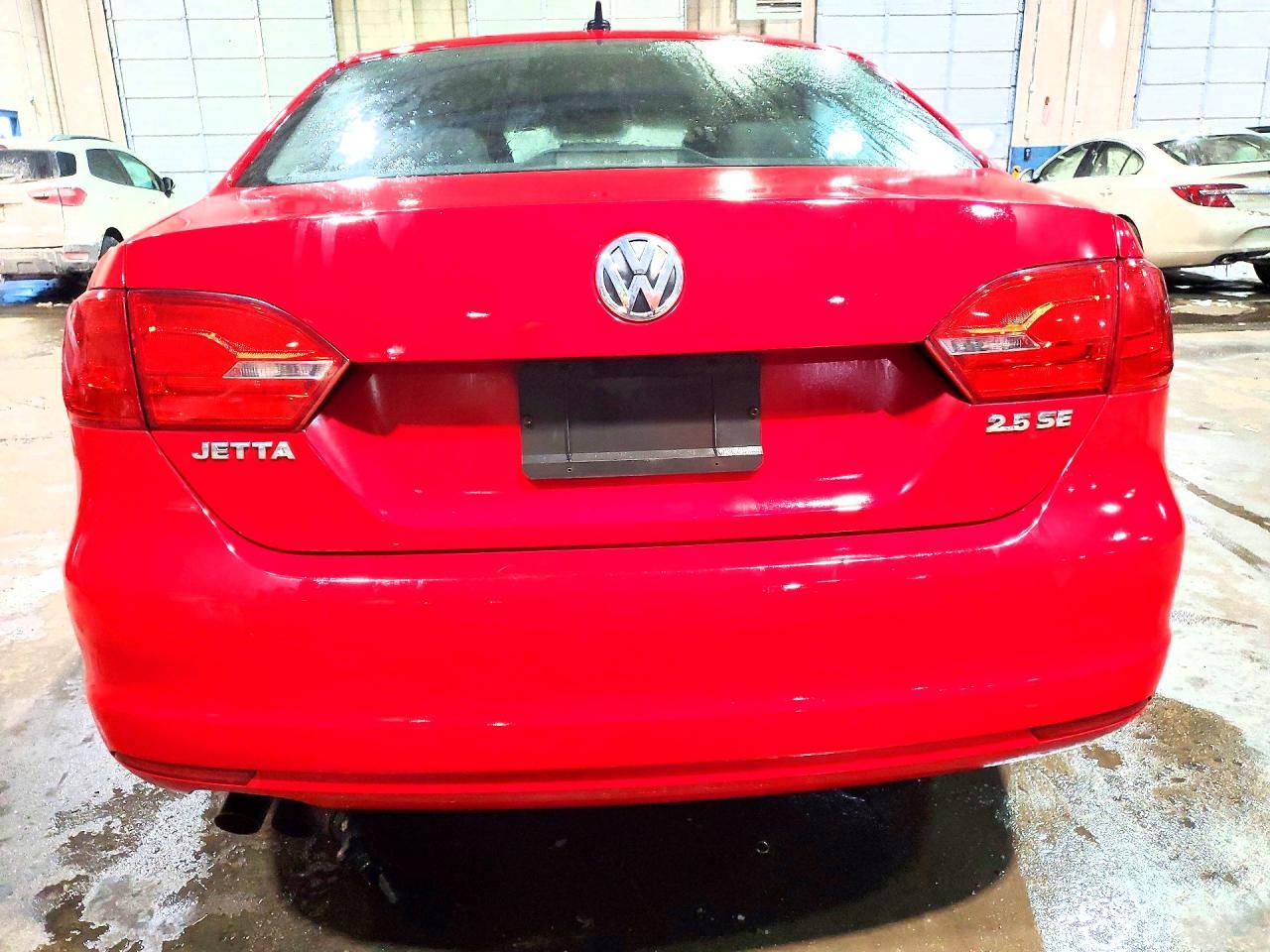 2013 VOLKSWAGEN JETTA