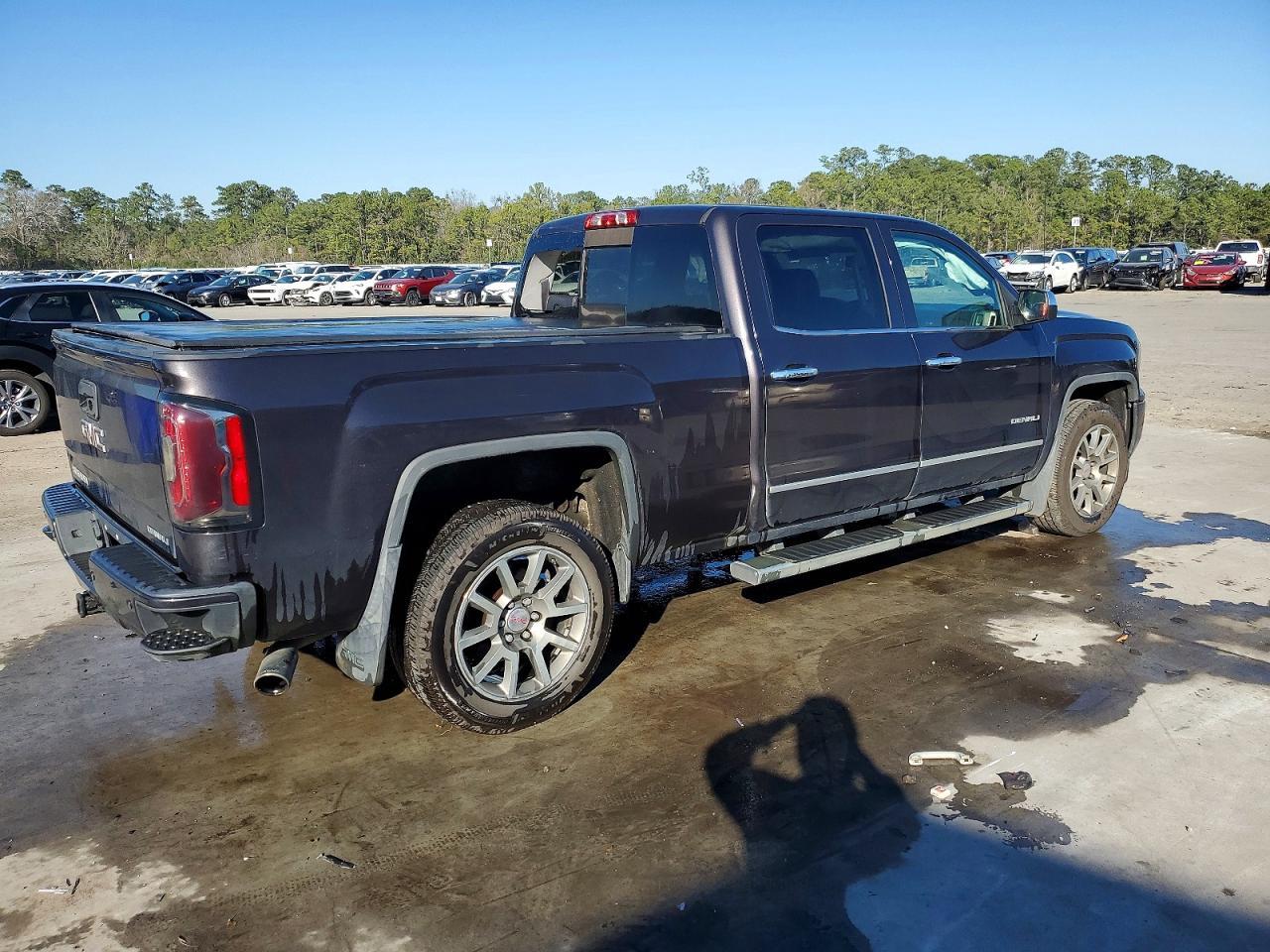 2016 GMC Sierra