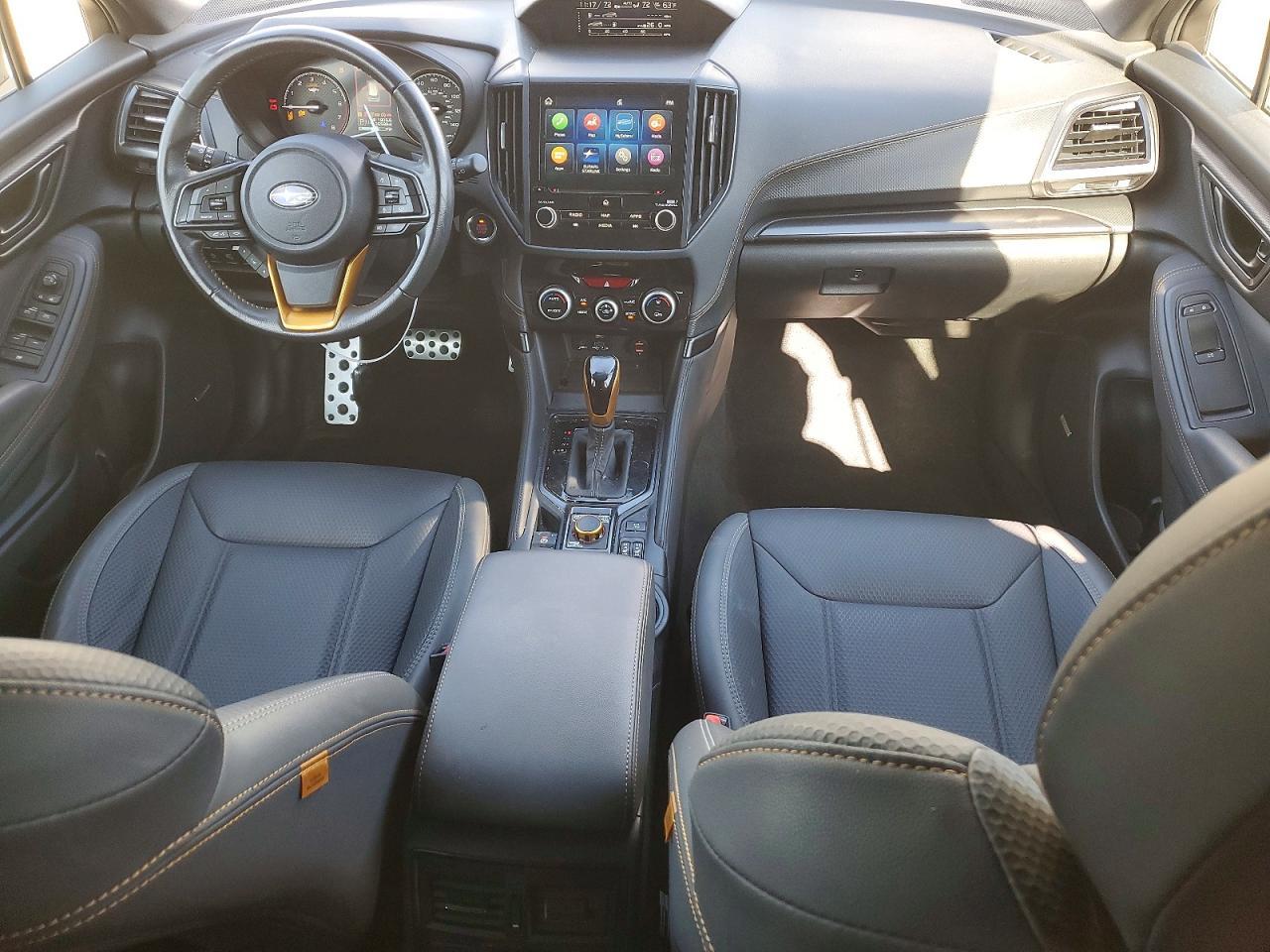 2023 SUBARU FORESTER