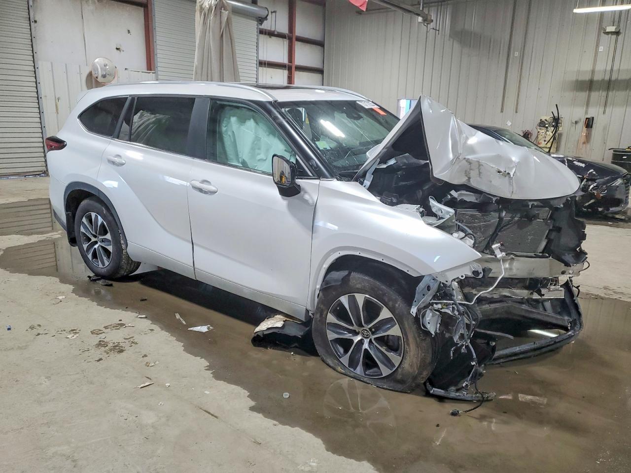 2024 TOYOTA HIGHLANDER
