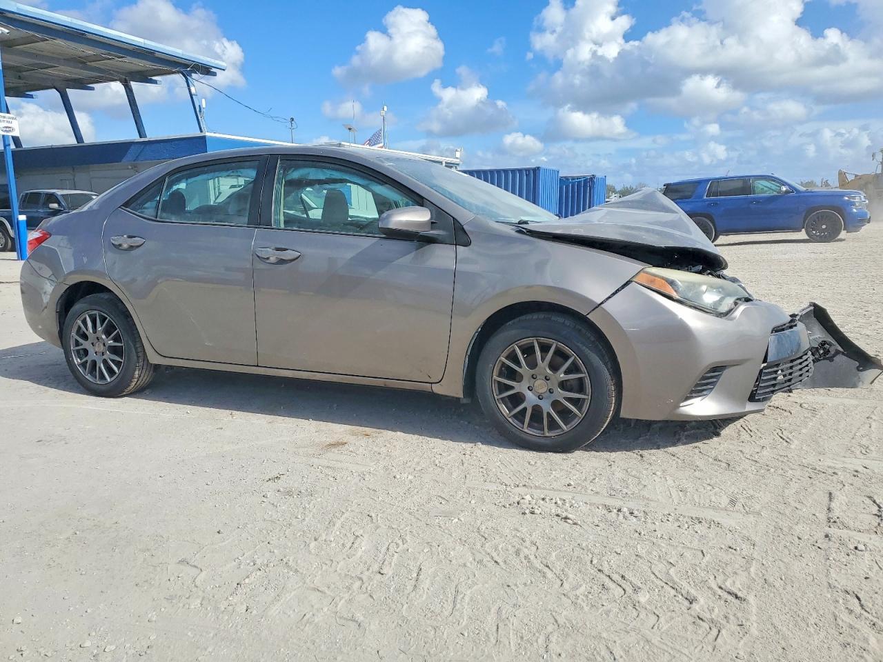 2016 TOYOTA COROLLA