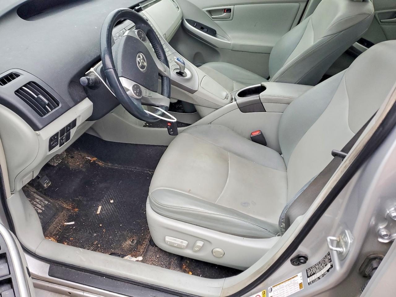 2014 TOYOTA PRIUS