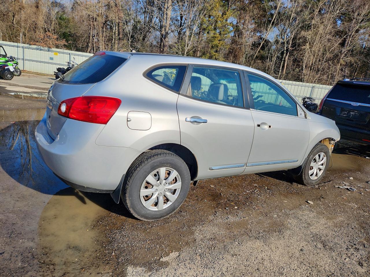 2014 NISSAN ROGUE