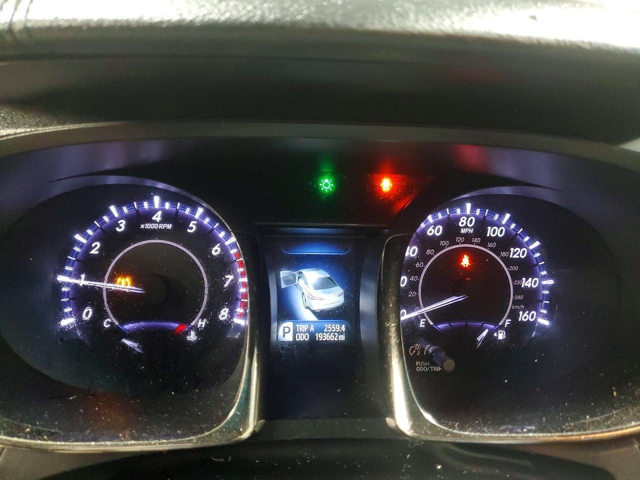 2013 TOYOTA Avalon