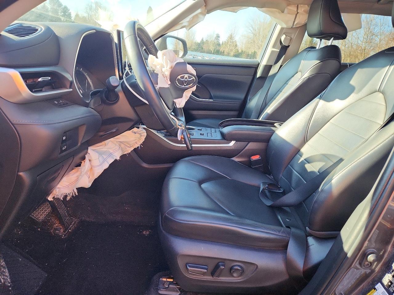 2022 TOYOTA HIGHLANDER