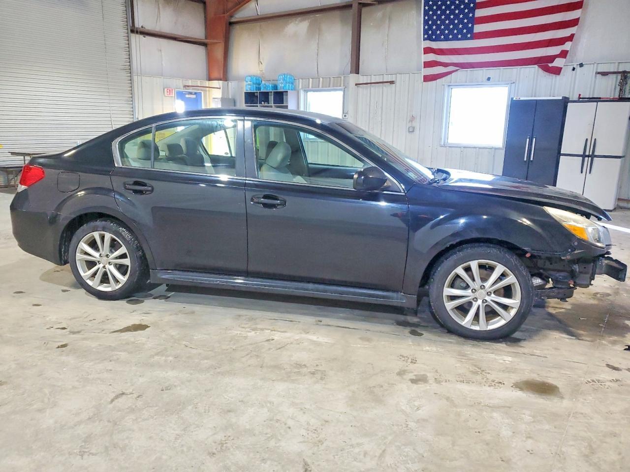 2013 SUBARU Legacy