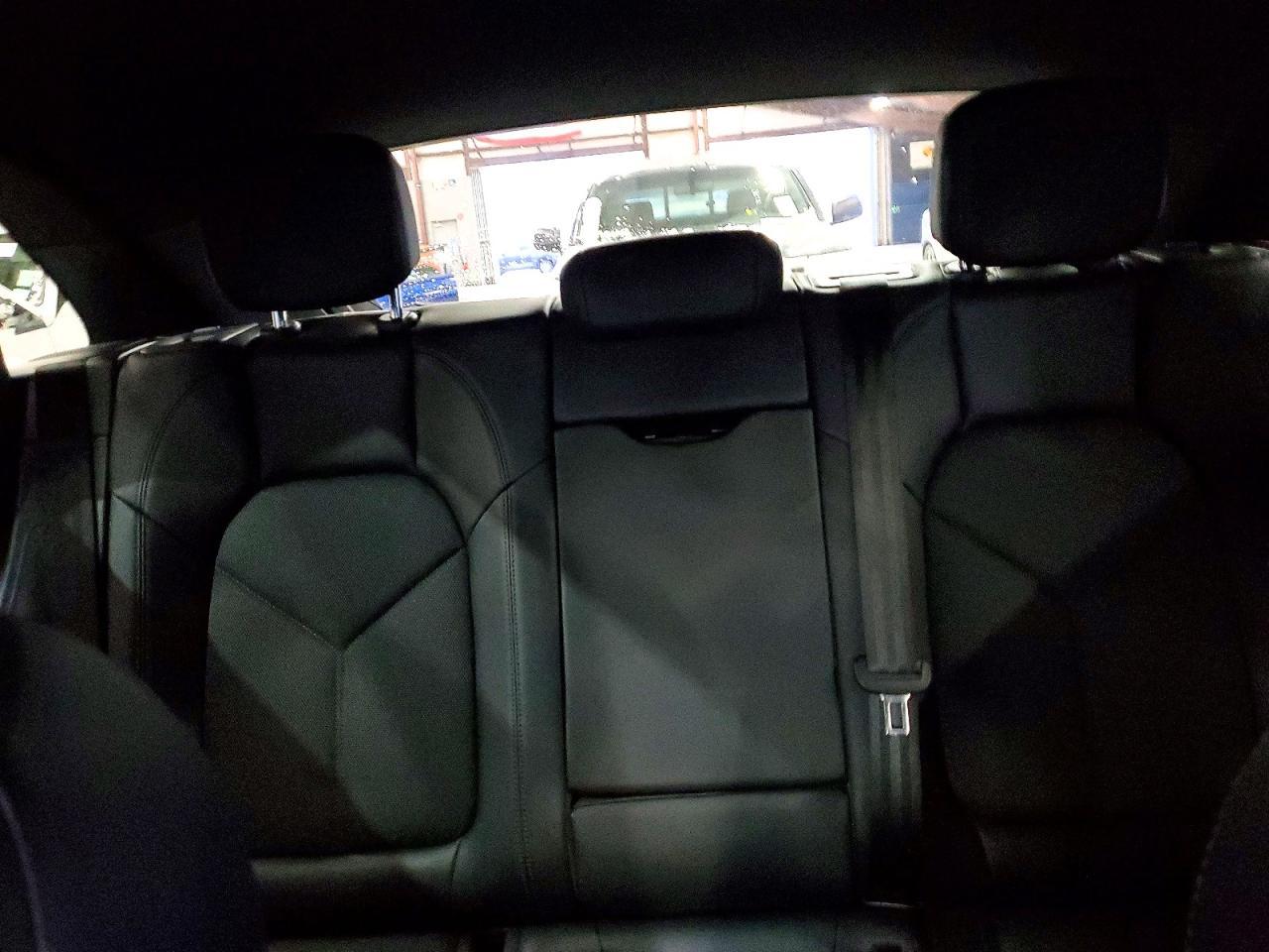 2022 PORSCHE Macan