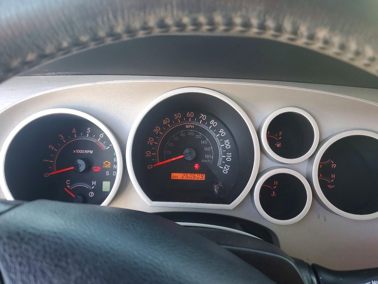2008 TOYOTA Sequoia