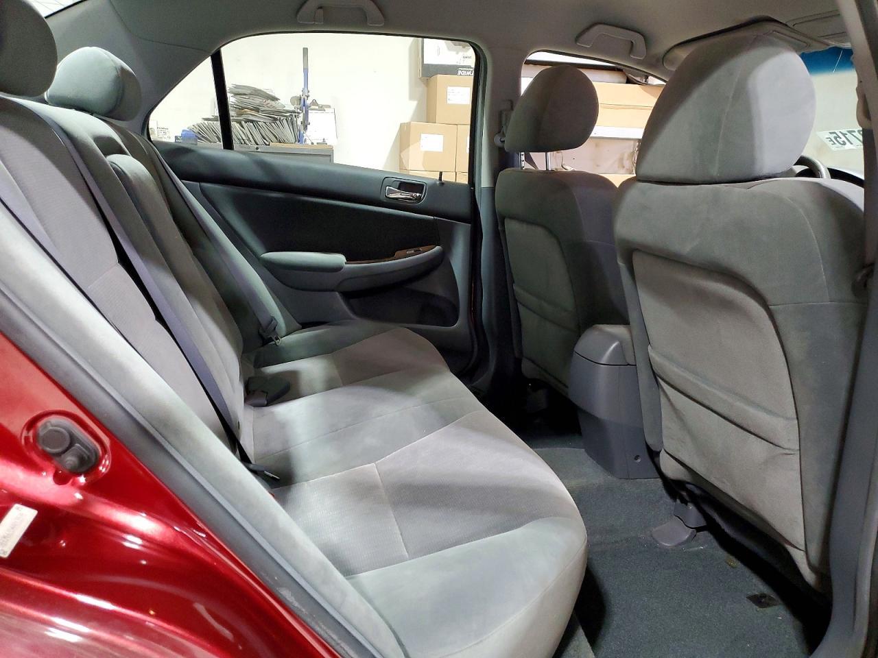 2004 HONDA ACCORD