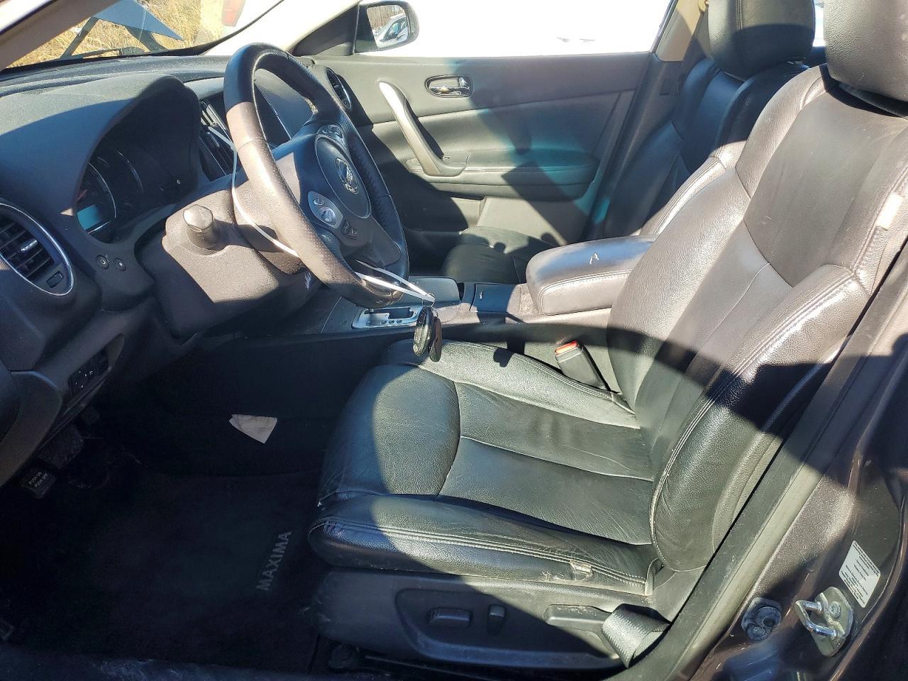 2014 NISSAN Maxima