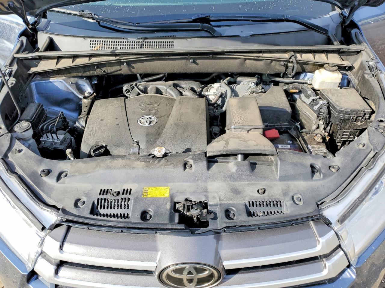 2019 TOYOTA HIGHLANDER