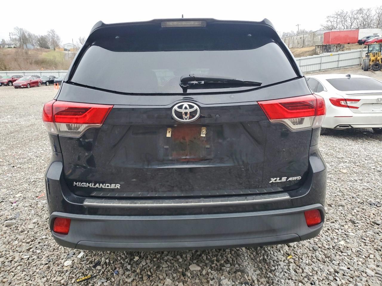 2019 TOYOTA HIGHLANDER