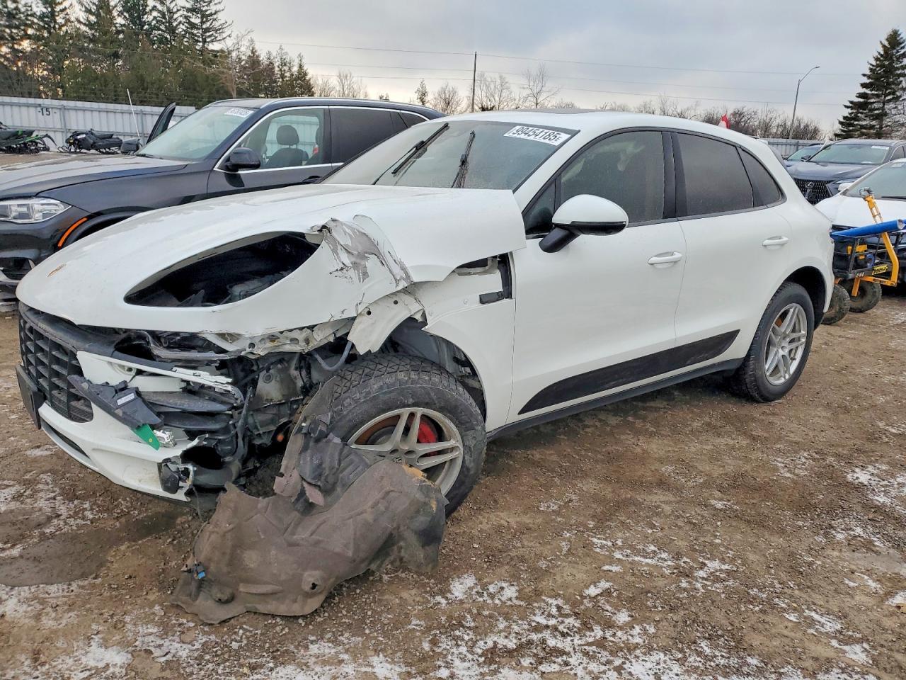 2018 PORSCHE Macan