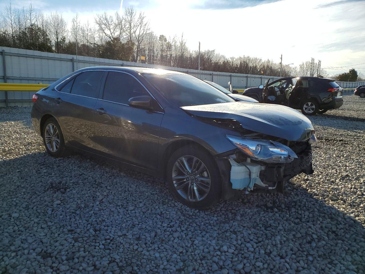 2015 TOYOTA CAMRY