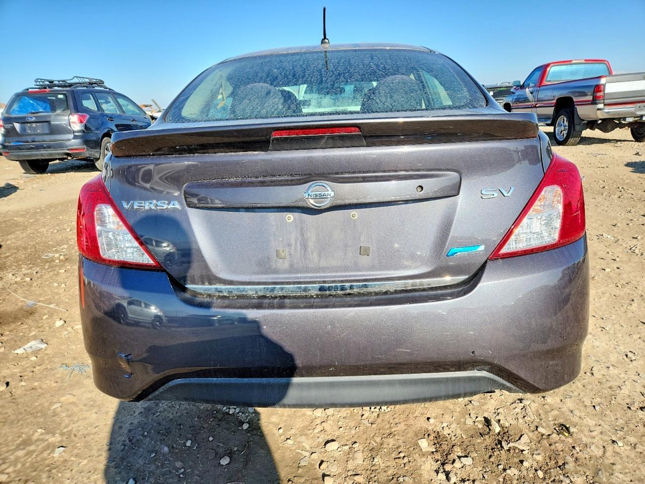 2015 NISSAN VERSA