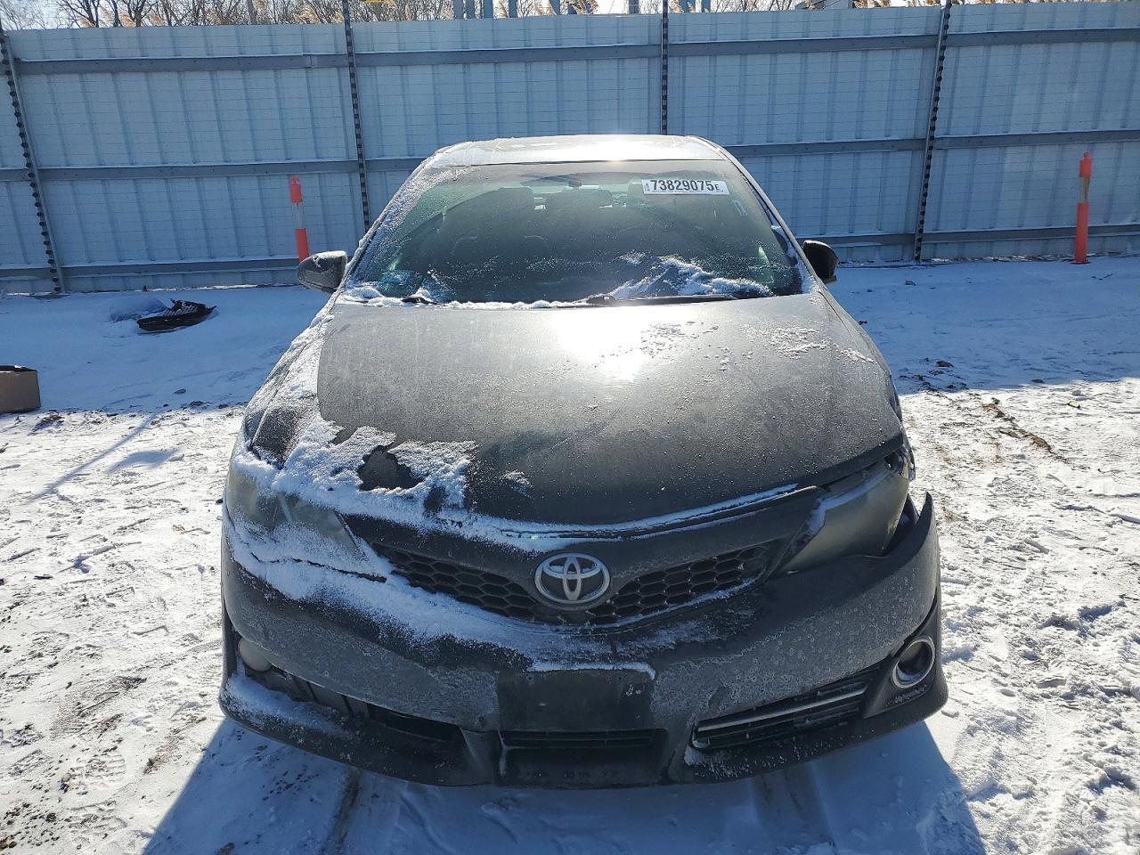 2013 TOYOTA CAMRY