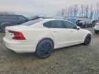 2017 VOLVO S90